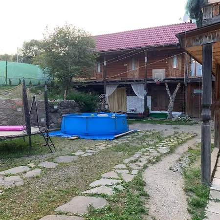 Lodge у кума Lazeshchyna