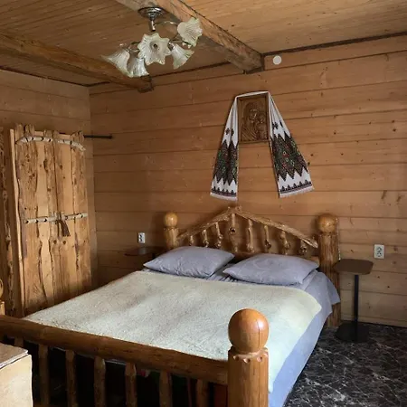 Lodge у кума Lazeshchyna
