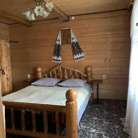 Lodge у кума Lazeshchyna
